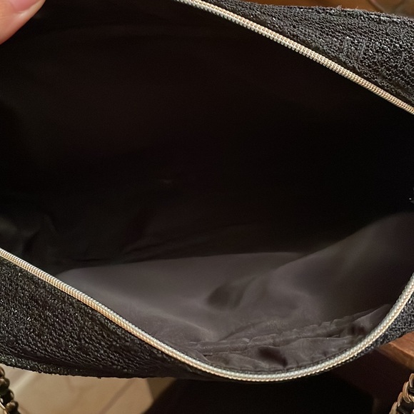 Black gold glittery Chanel bag - Picture 2 of 5